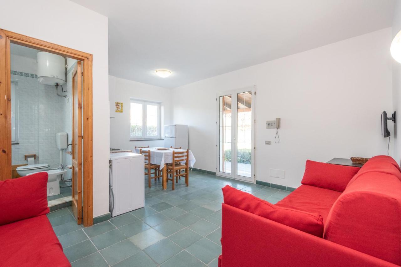 Villa Cicas Sul Mare Campofelice Di Roccella Exterior foto